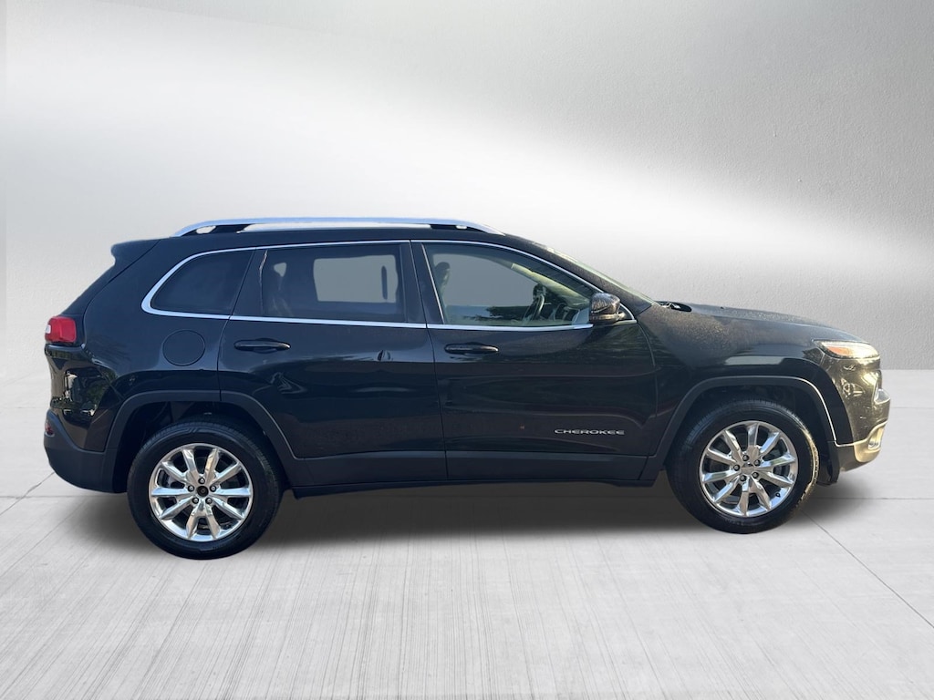 Used 2016 Jeep Cherokee Limited SUV