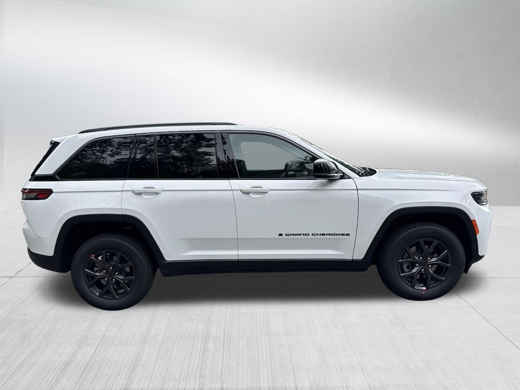 New 2027 Jeep Grand Cherokee LAREDO ALTITUDE 4X4 Sport Utility