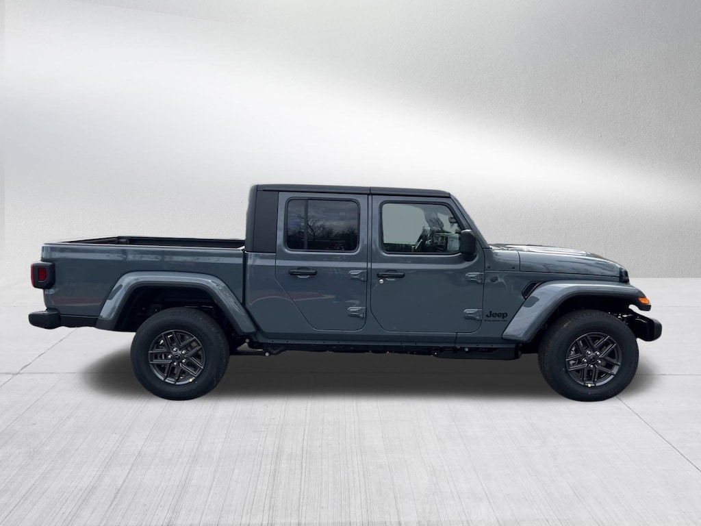 New 2026 Jeep Gladiator SPORT S 4X4 Pickup