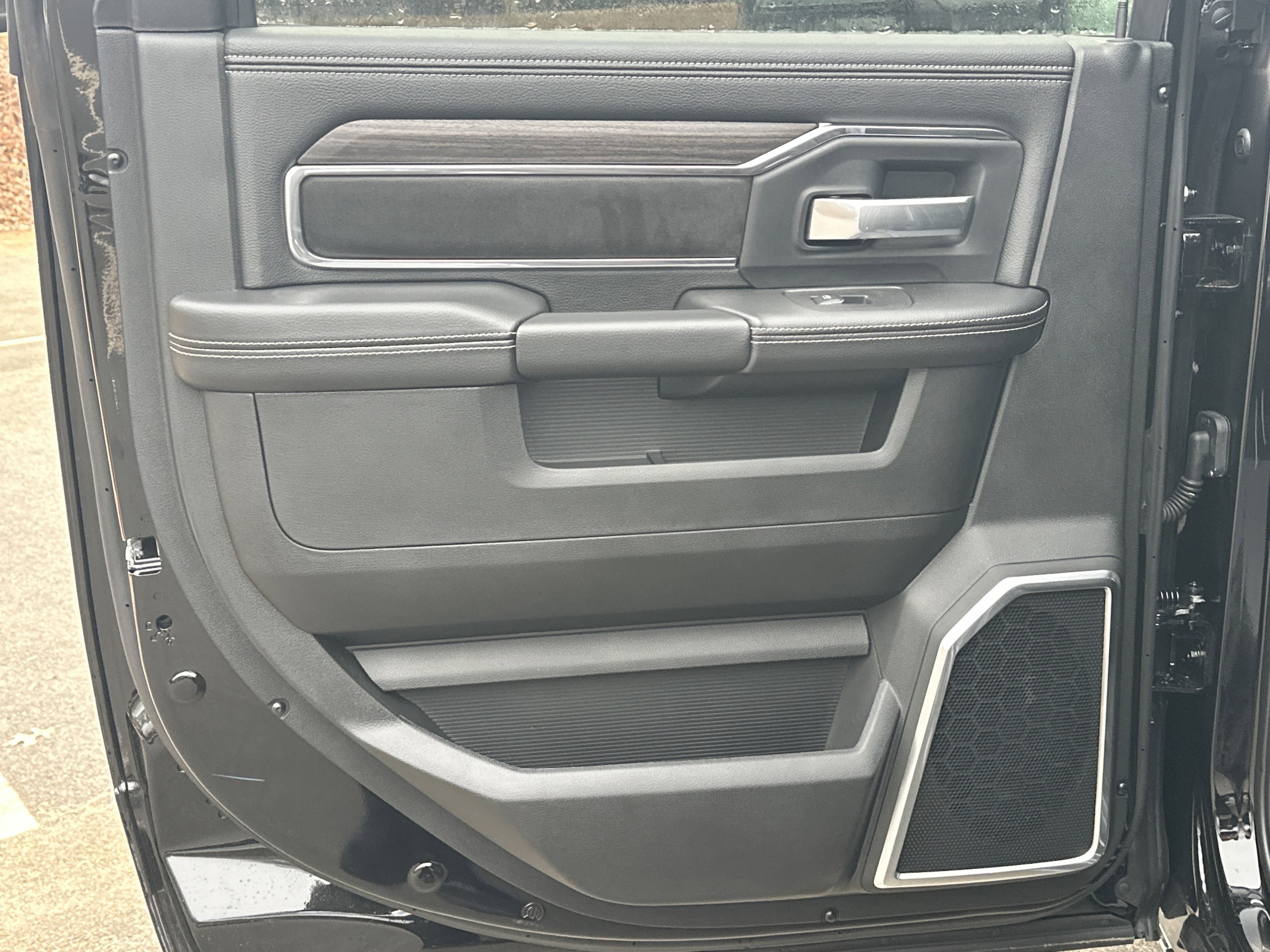 2026 RAM 2500 Laramie - Photo 22
