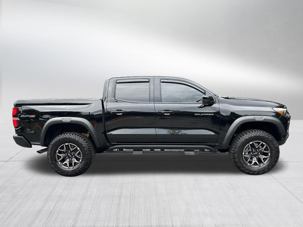 Used 2025 Chevrolet Colorado ZR2 Truck Crew Cab