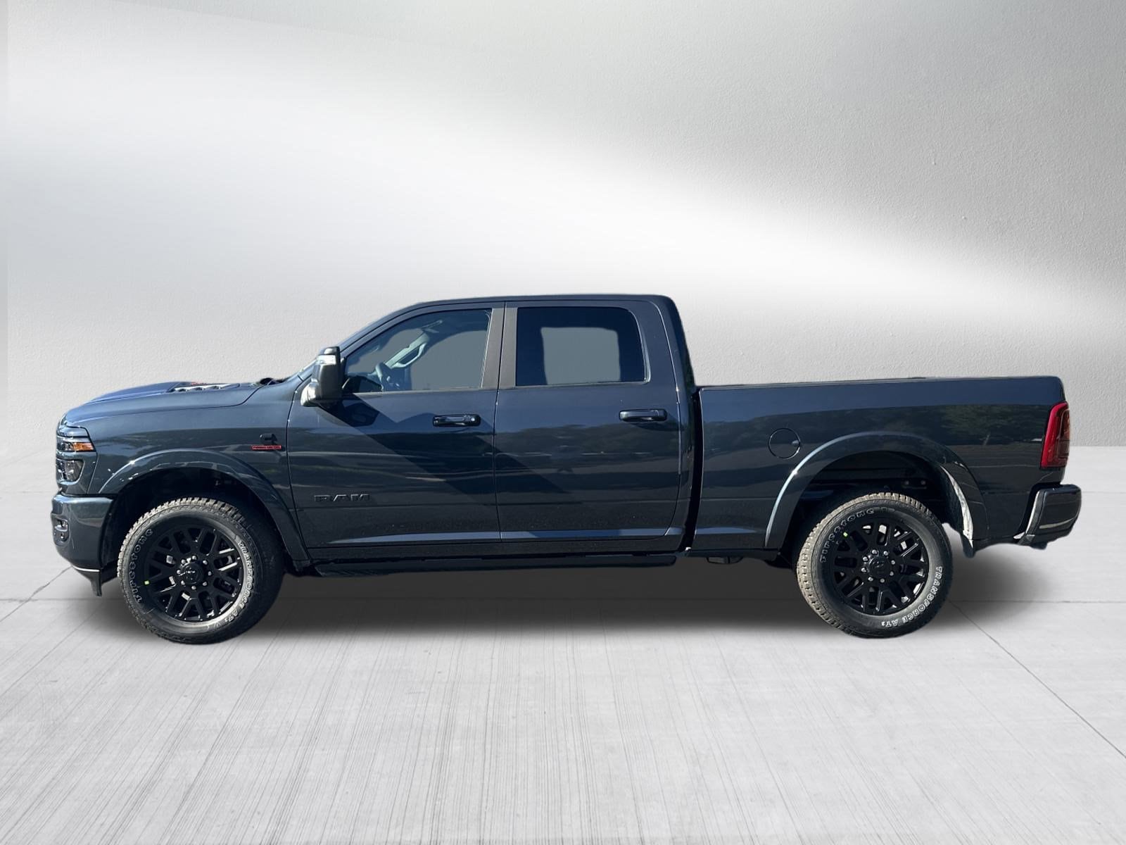 2026 RAM 2500 Limited - Photo 7