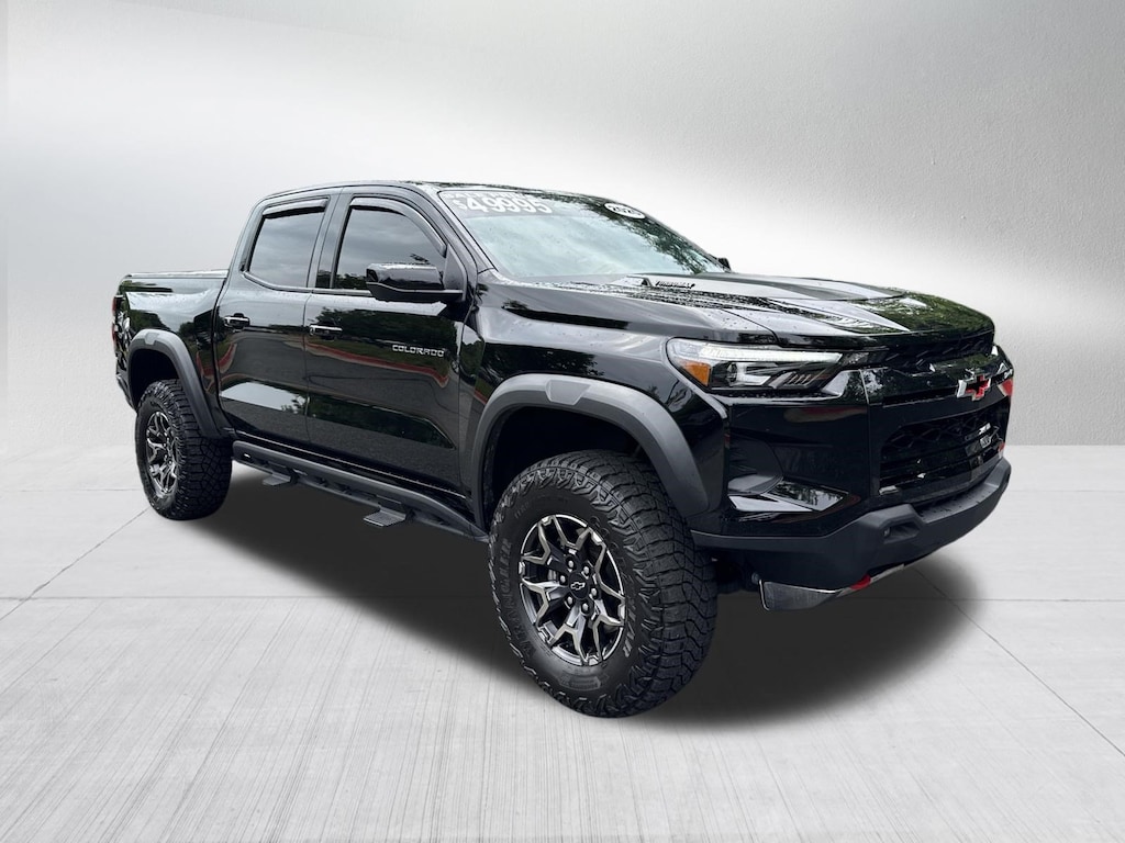 Used 2025 Chevrolet Colorado ZR2 Truck Crew Cab