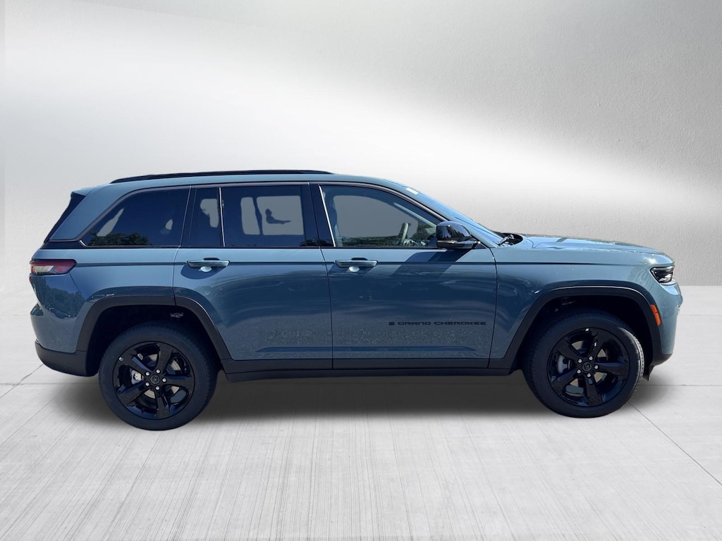 New 2027 Jeep Grand Cherokee LIMITED 4X4 Sport Utility