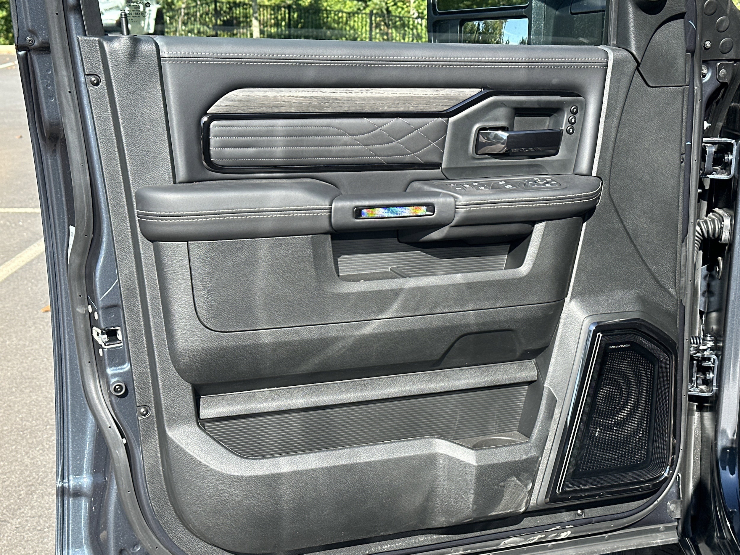 2026 RAM 2500 Limited - Photo 9