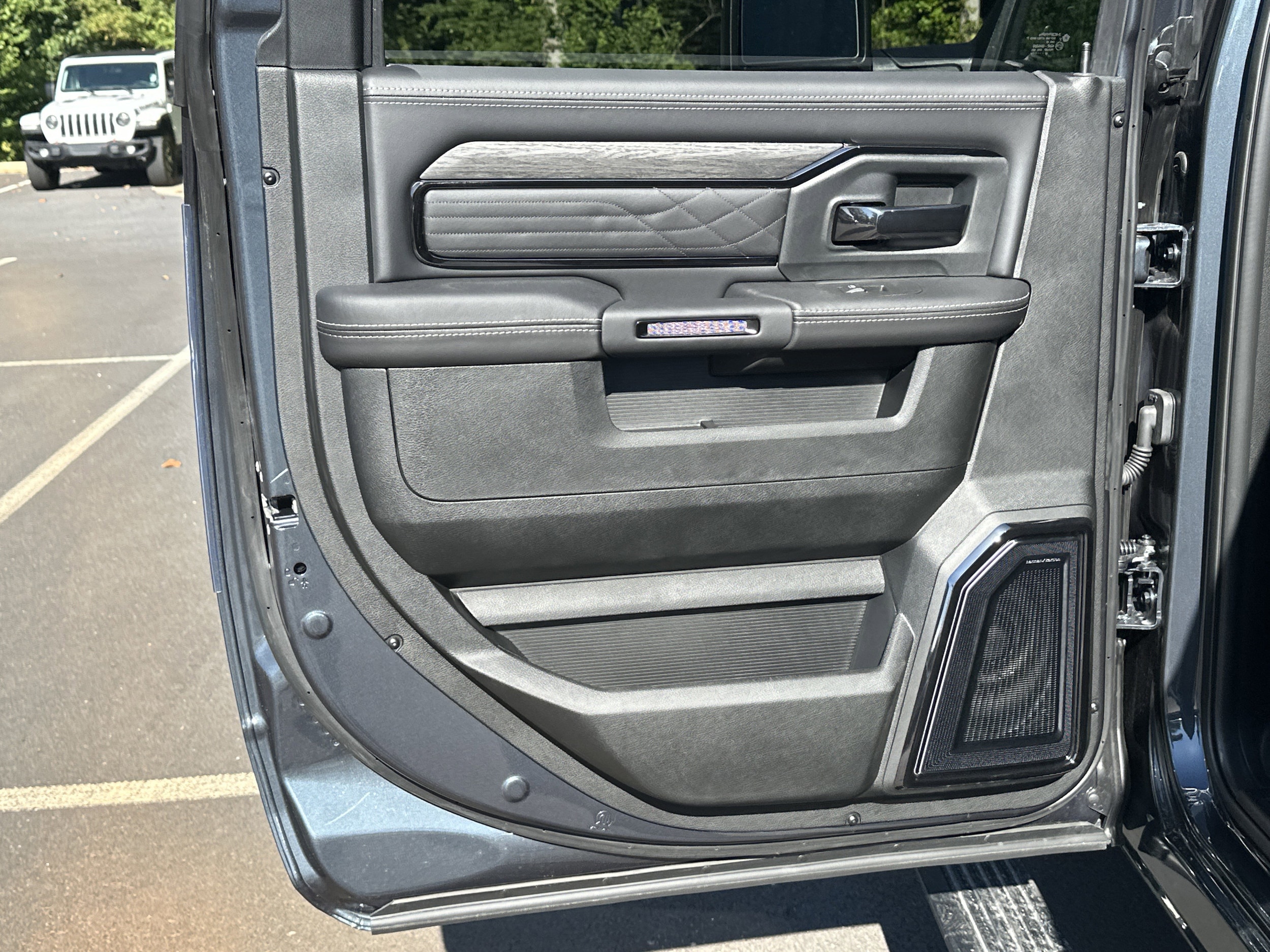 2026 RAM 2500 Limited - Photo 19