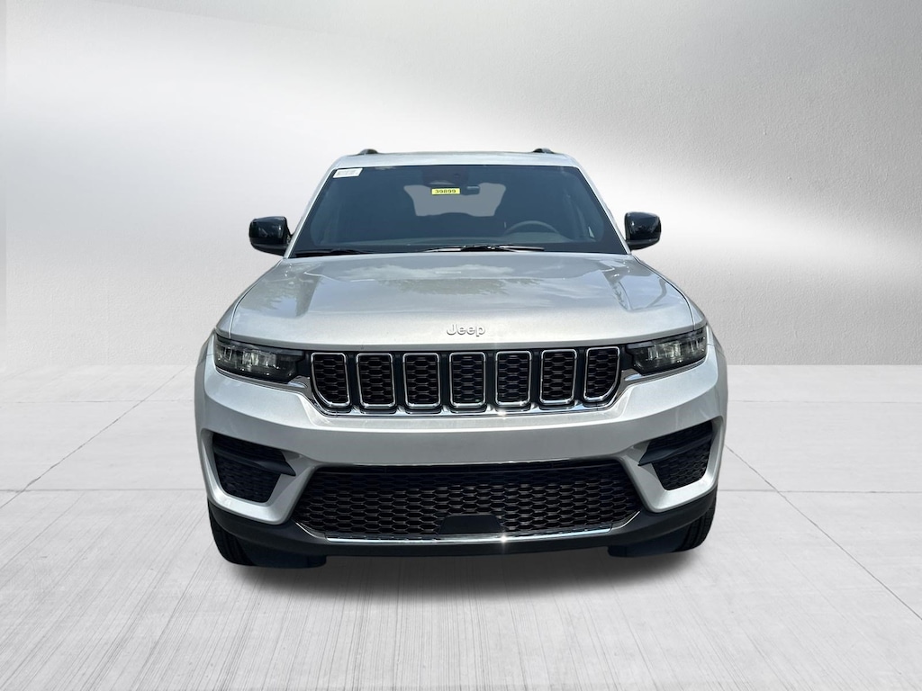 New 2026 Jeep Grand Cherokee LAREDO X 4X2 Sport Utility