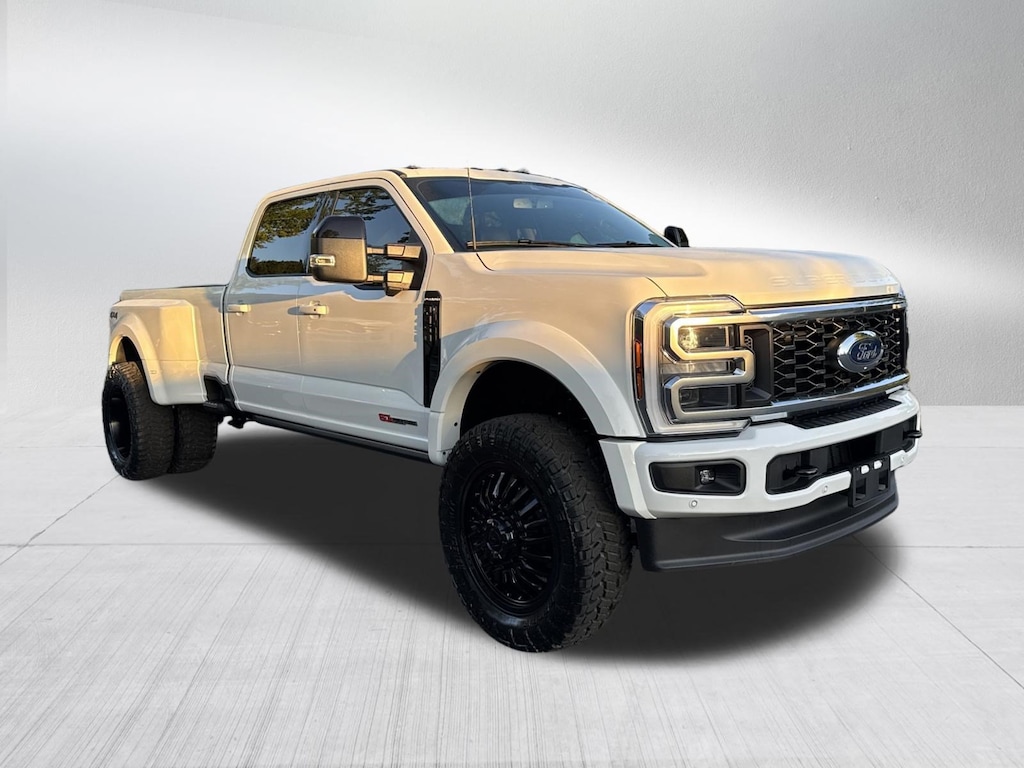 Used 2026 Ford F-450SD Platinum Truck
