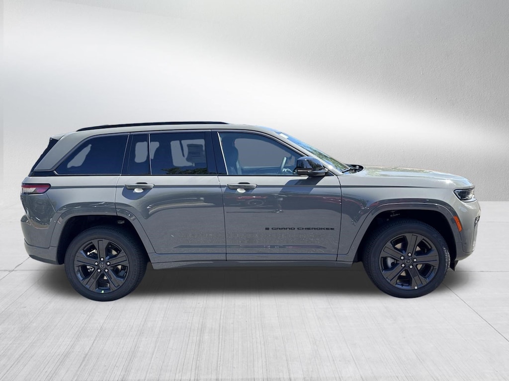 New 2027 Jeep Grand Cherokee Limited Reserve Sport Utility
