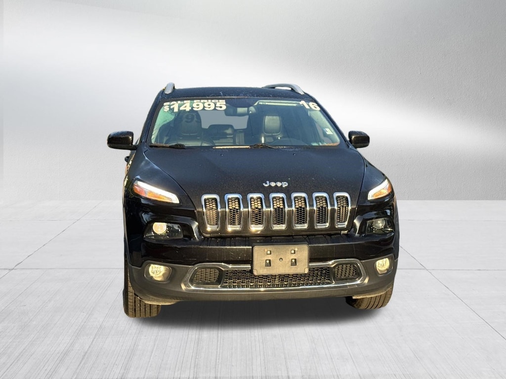 Used 2016 Jeep Cherokee Limited SUV