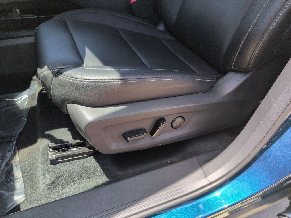 2025 Nissan Murano SL - Photo 13