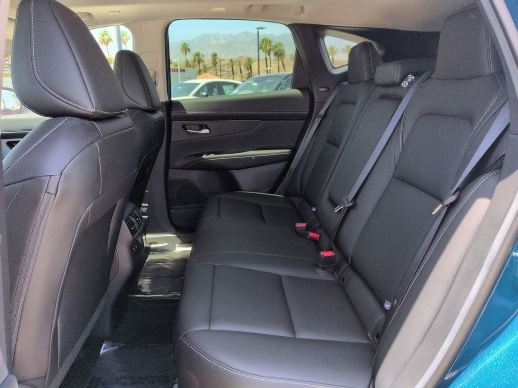 2025 Nissan Murano SL - Photo 16