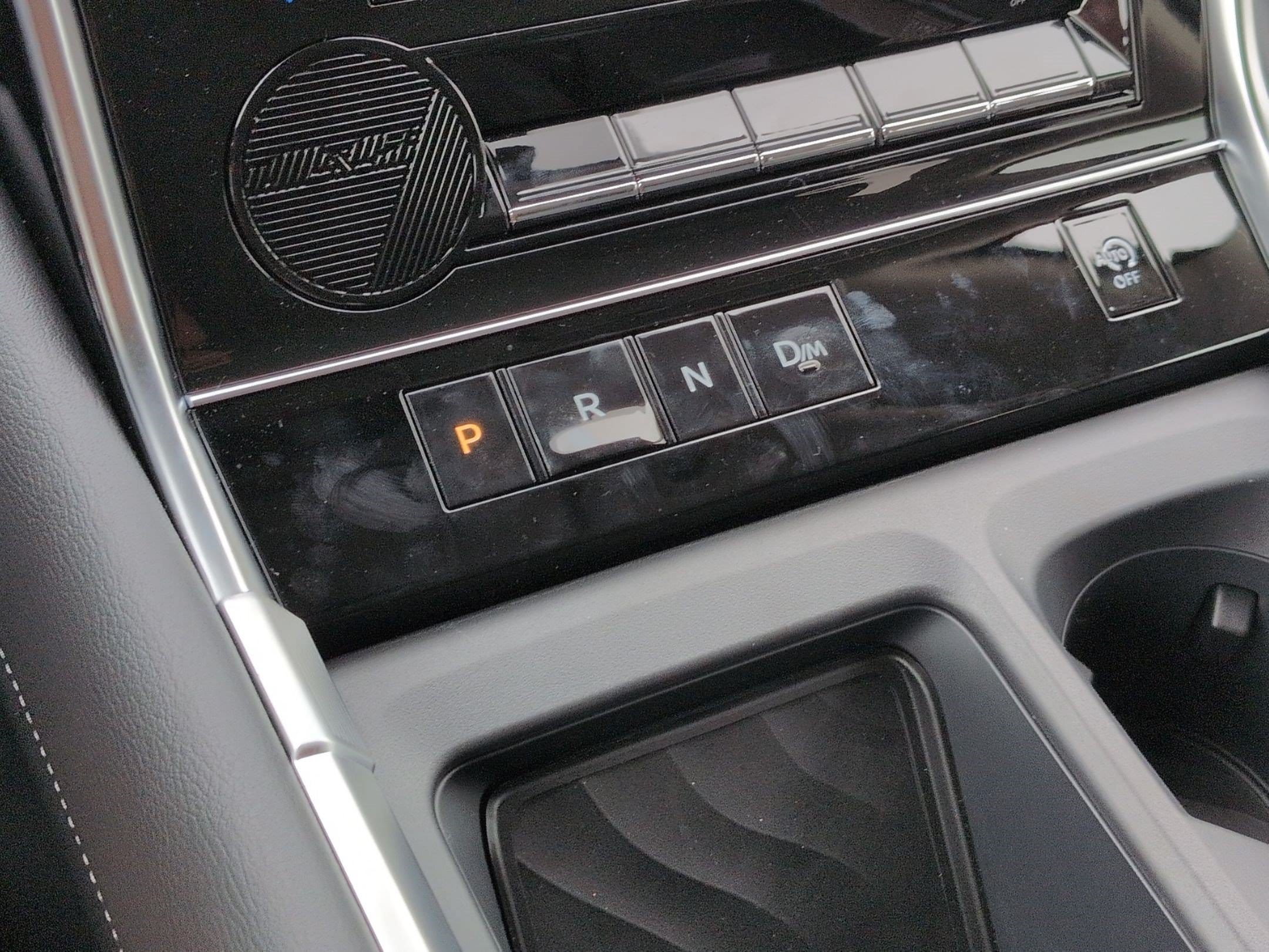 2026 Nissan Armada SV - Photo 17