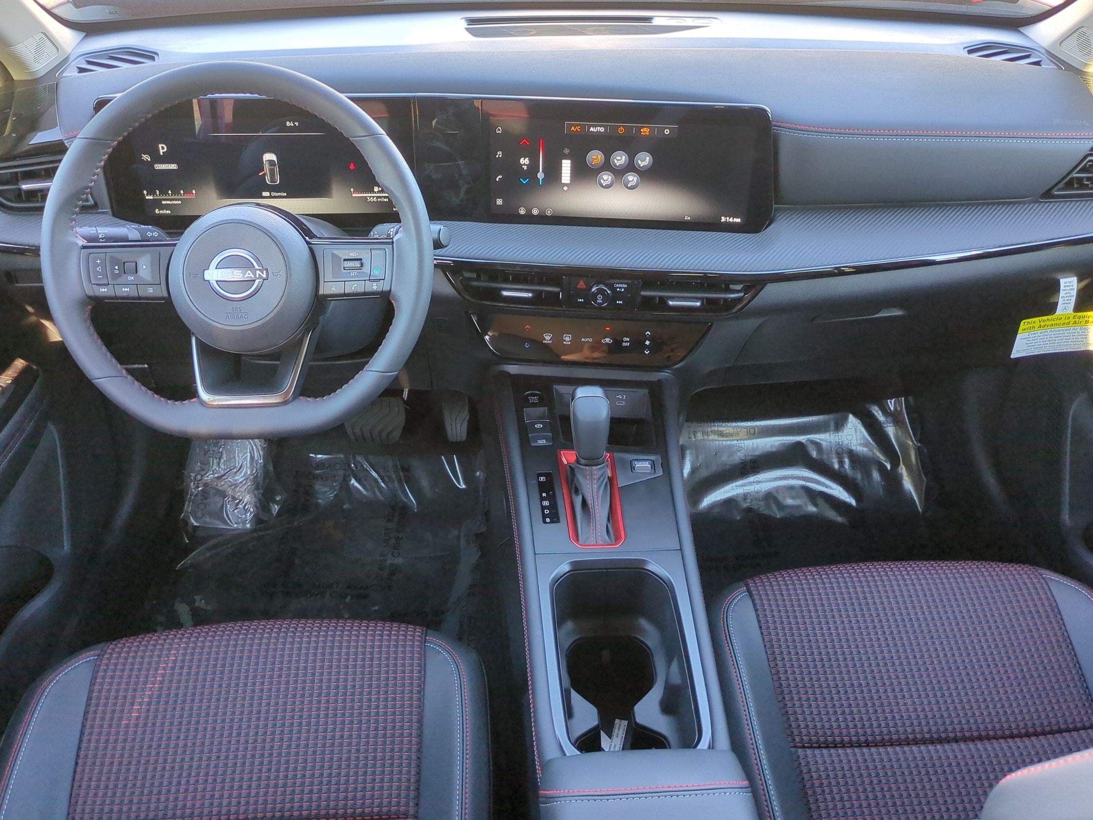 2026 Nissan KICKS SR - Photo 10