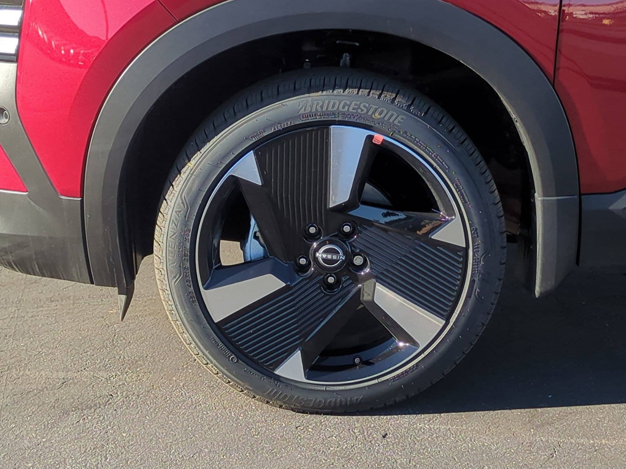 2026 Nissan KICKS SR - Photo 9