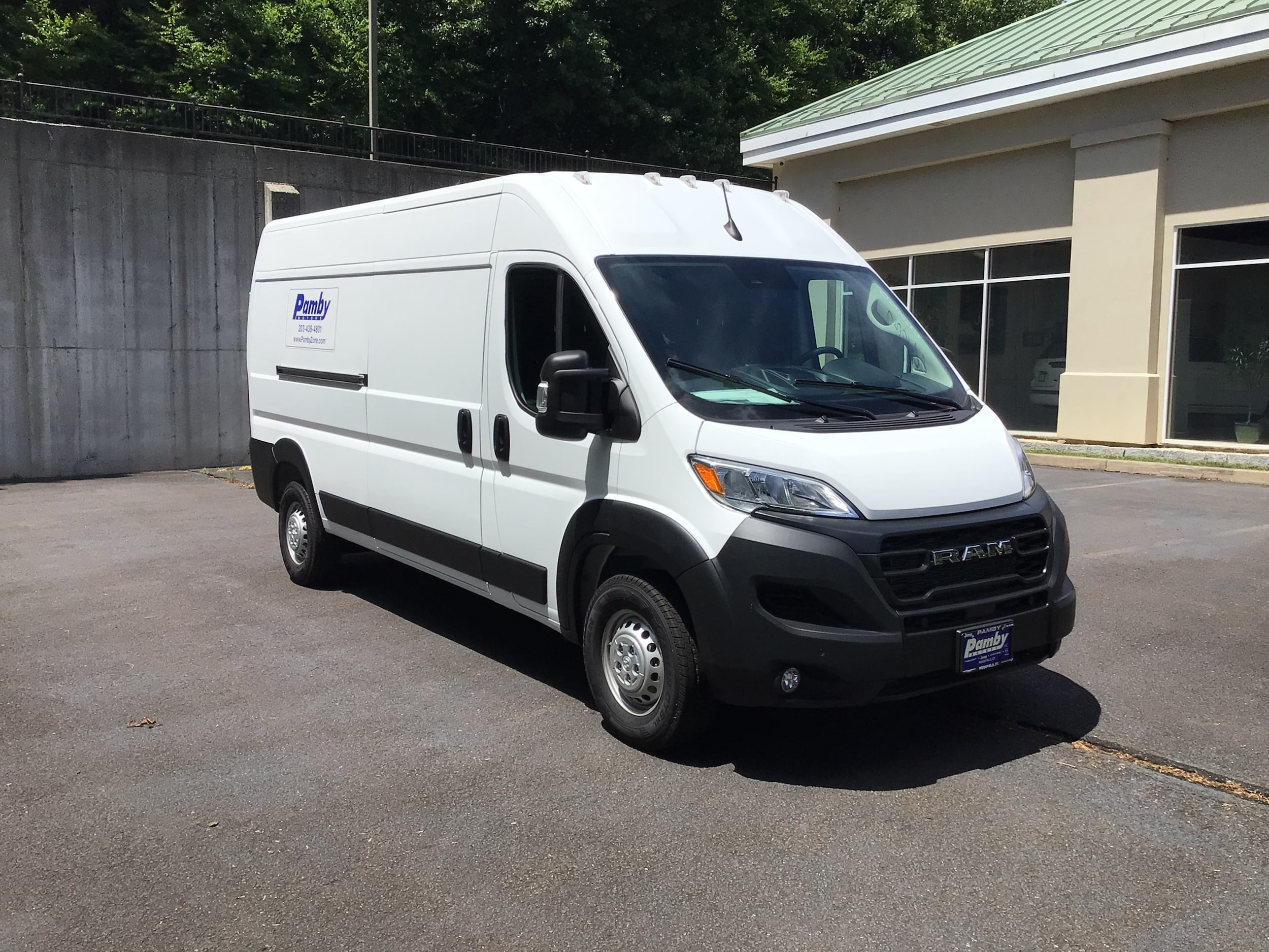 2026 RAM ProMaster Cargo Van Tradesman