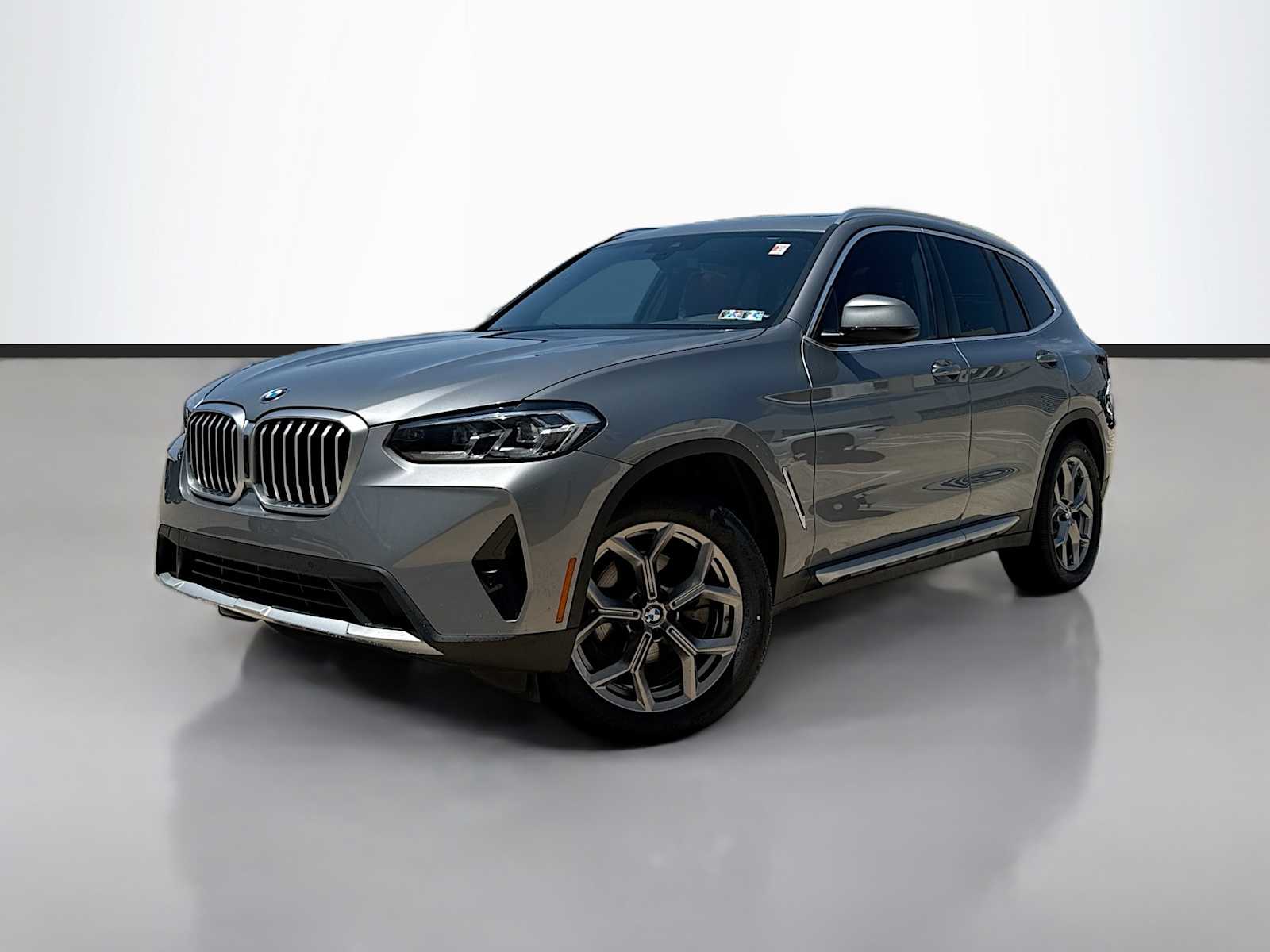 2023 BMW X3 30i