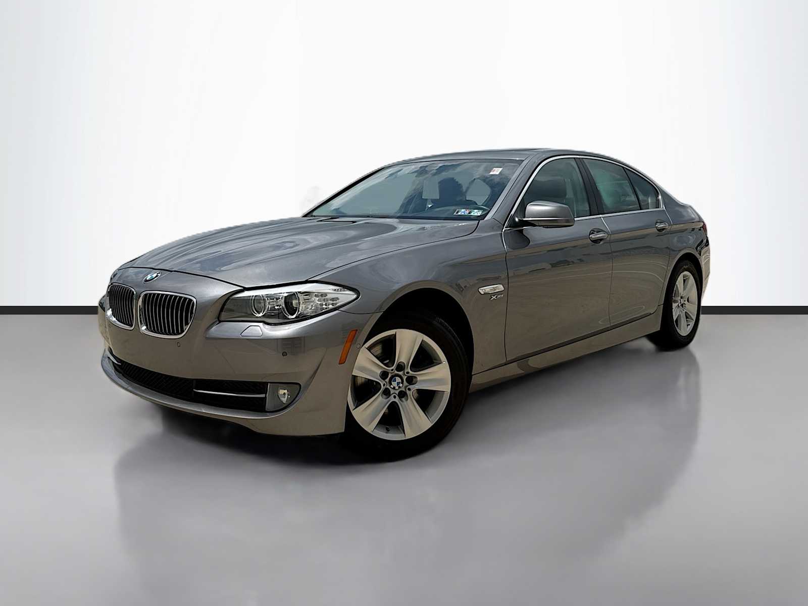 2012 BMW 5 Series 528i