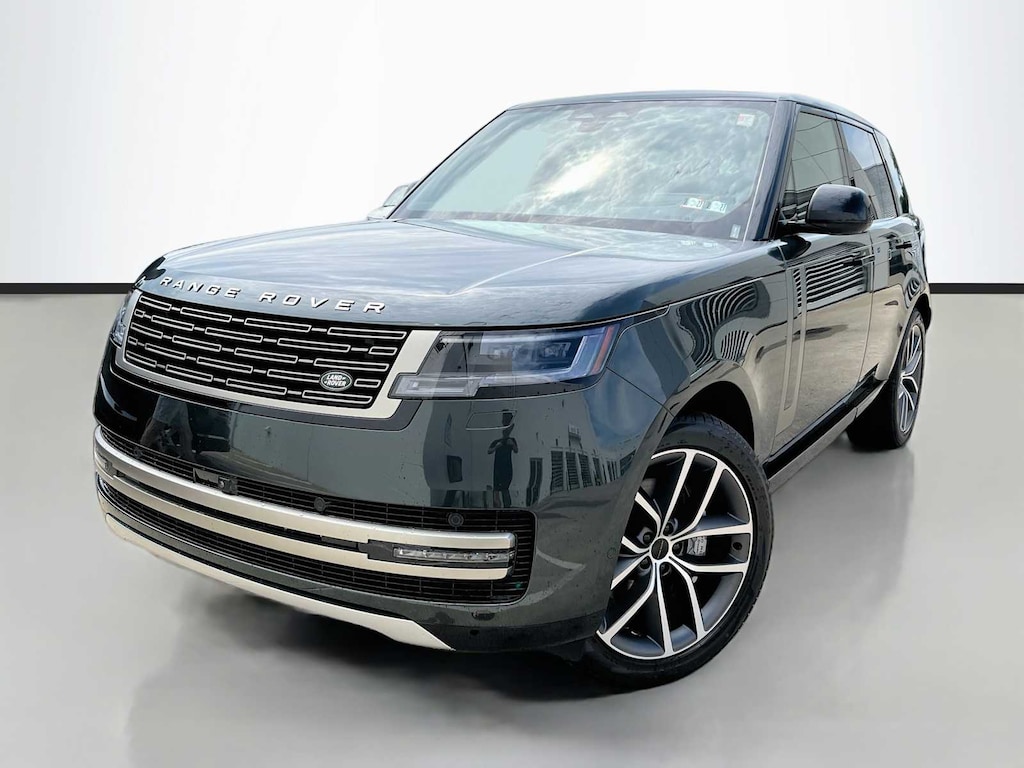 New 2026 Land Rover Range Rover SE SUV