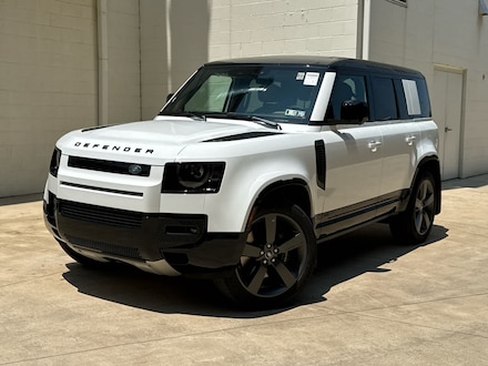 2025 Land Rover Defender V8 110 P525