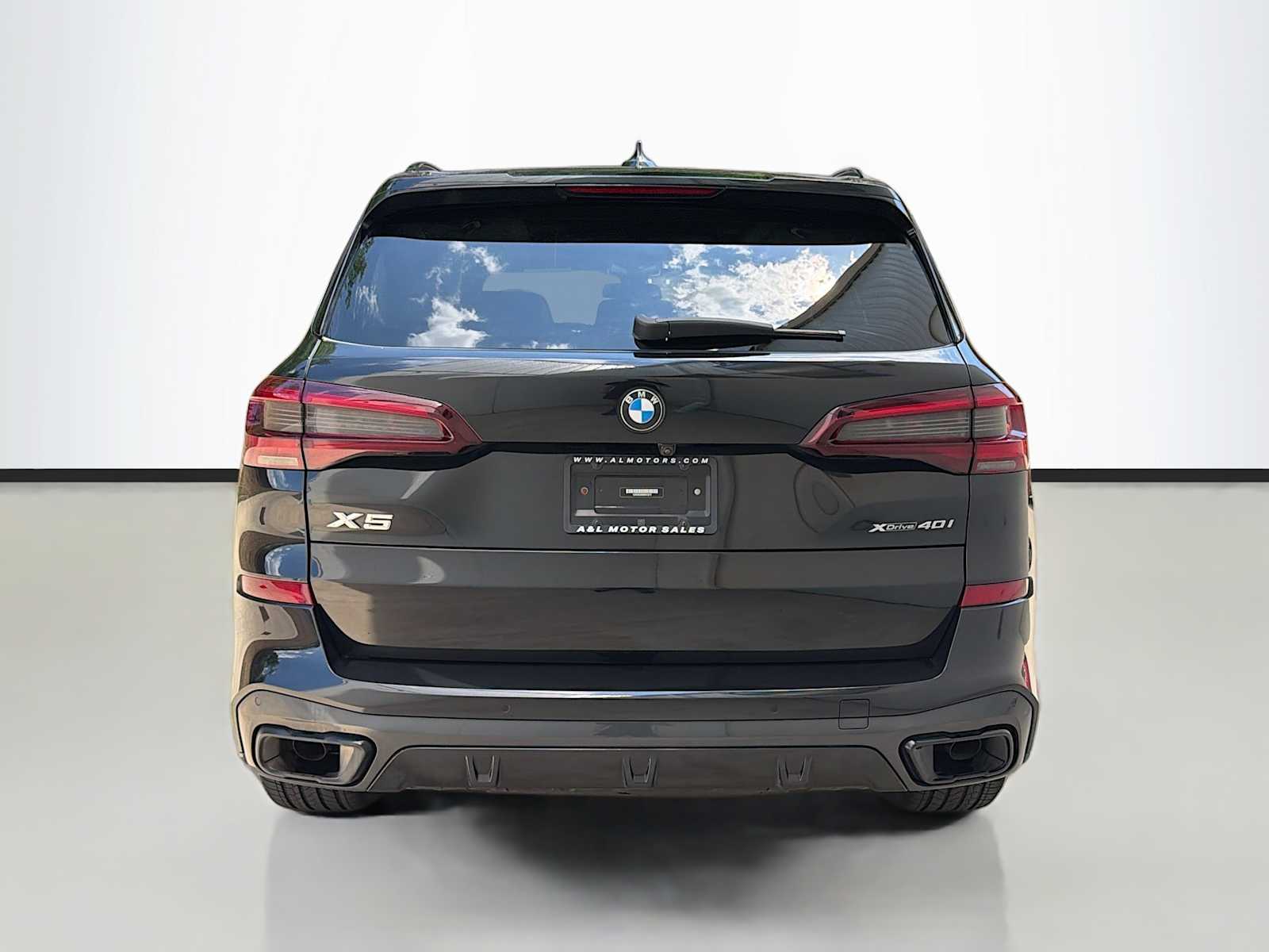 Used 2022 BMW X5 xDrive40i xDrive40i Sports Activity Vehicle