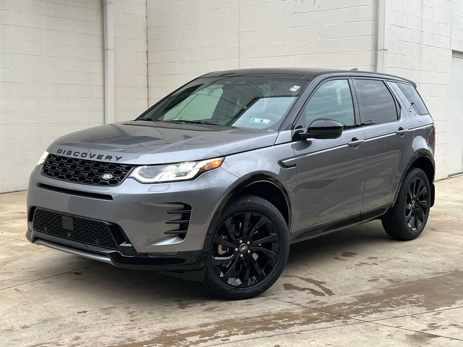 2025 Land Rover Discovery Sport