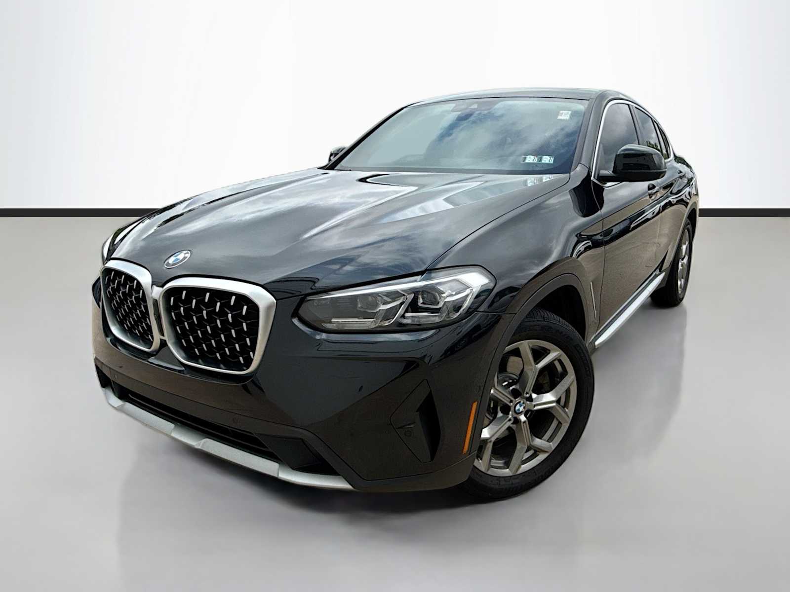 2022 BMW X4