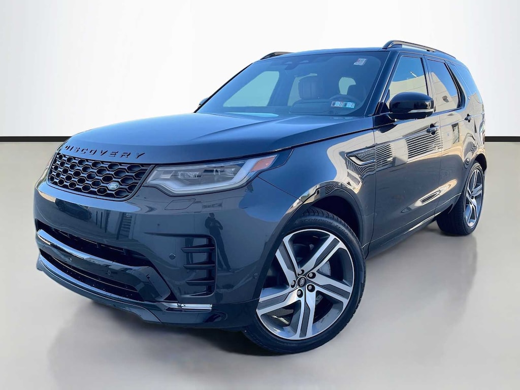 New 2026 Land Rover Discovery Dynamic SE SUV