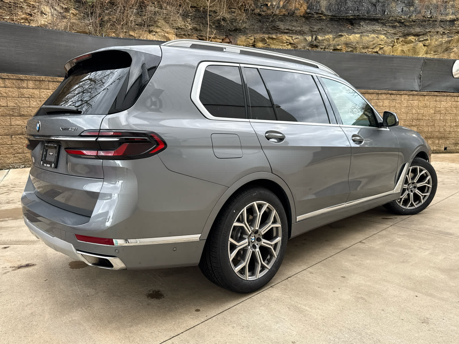 Used 2023 BMW X7 xDrive40i xDrive40i Sports Activity Vehicle