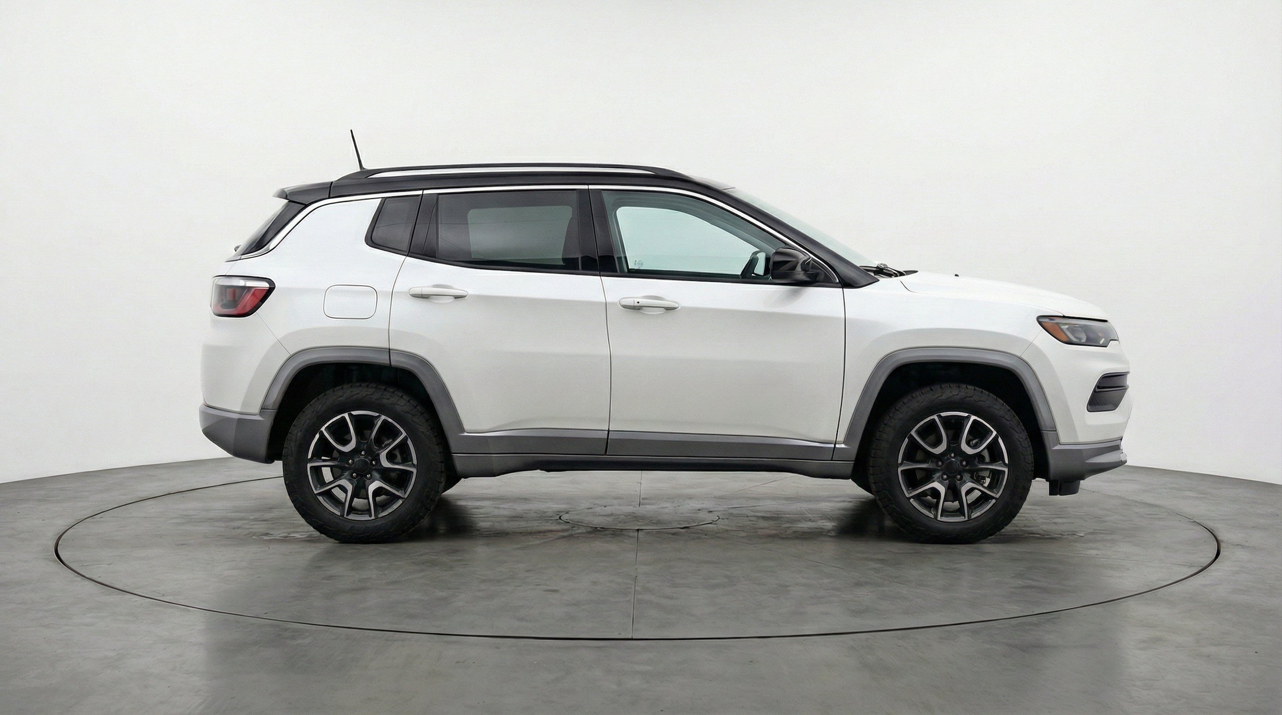 Thumbnail: 2025 Jeep Compass - 10
