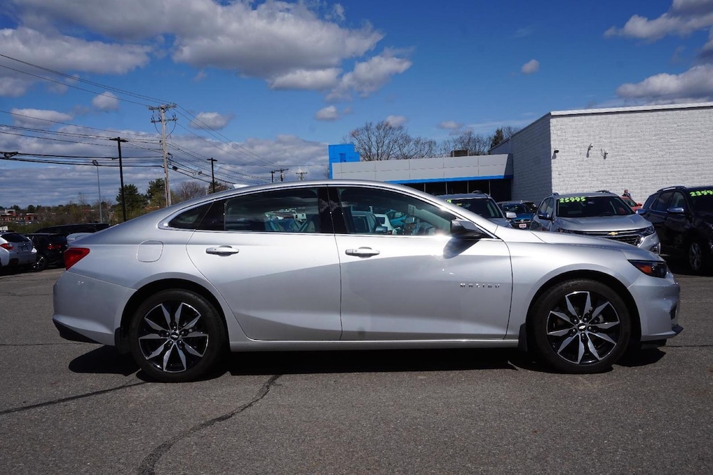 Used 2017 Chevrolet Malibu LT Sedan