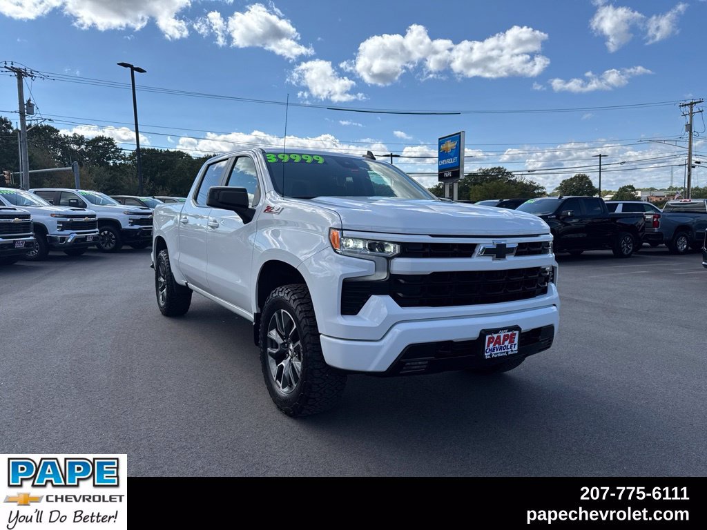 2022 Chevrolet Silverado 1500 RST Truck