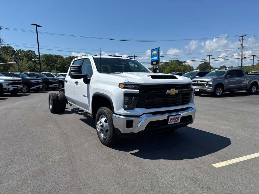 New 2026 Chevrolet Silverado 3500 HD WT DRW Truck