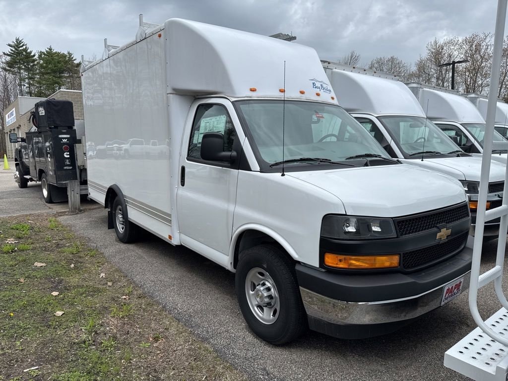 New 2025 Chevrolet Express Cutaway 3500 1WT Cutaway Van