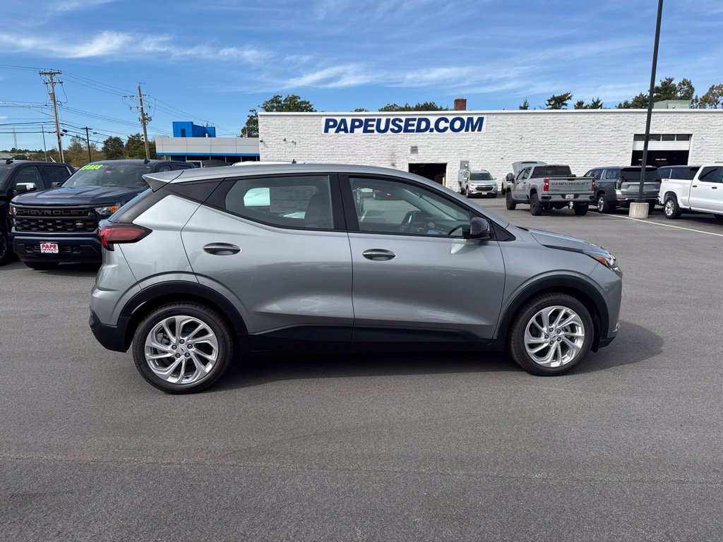New 2027 Chevrolet Bolt LT SUV