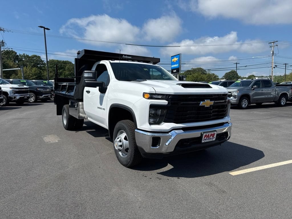 New 2025 Chevrolet Silverado 3500 HD Chassis Cab Work Truck Truck