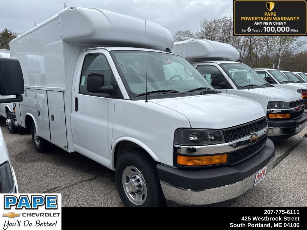 2025 Chevrolet Express Cutaway 3500 1WT Cutaway Van