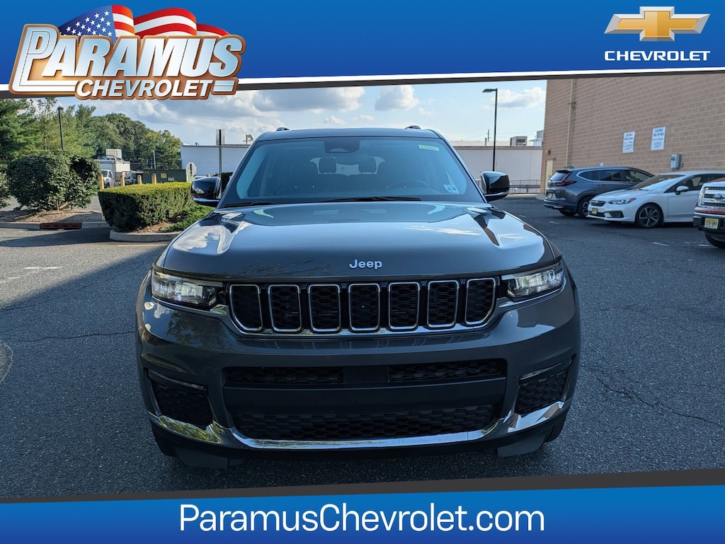 Used 2023 Jeep Grand Cherokee L Limited 4x4 SUV