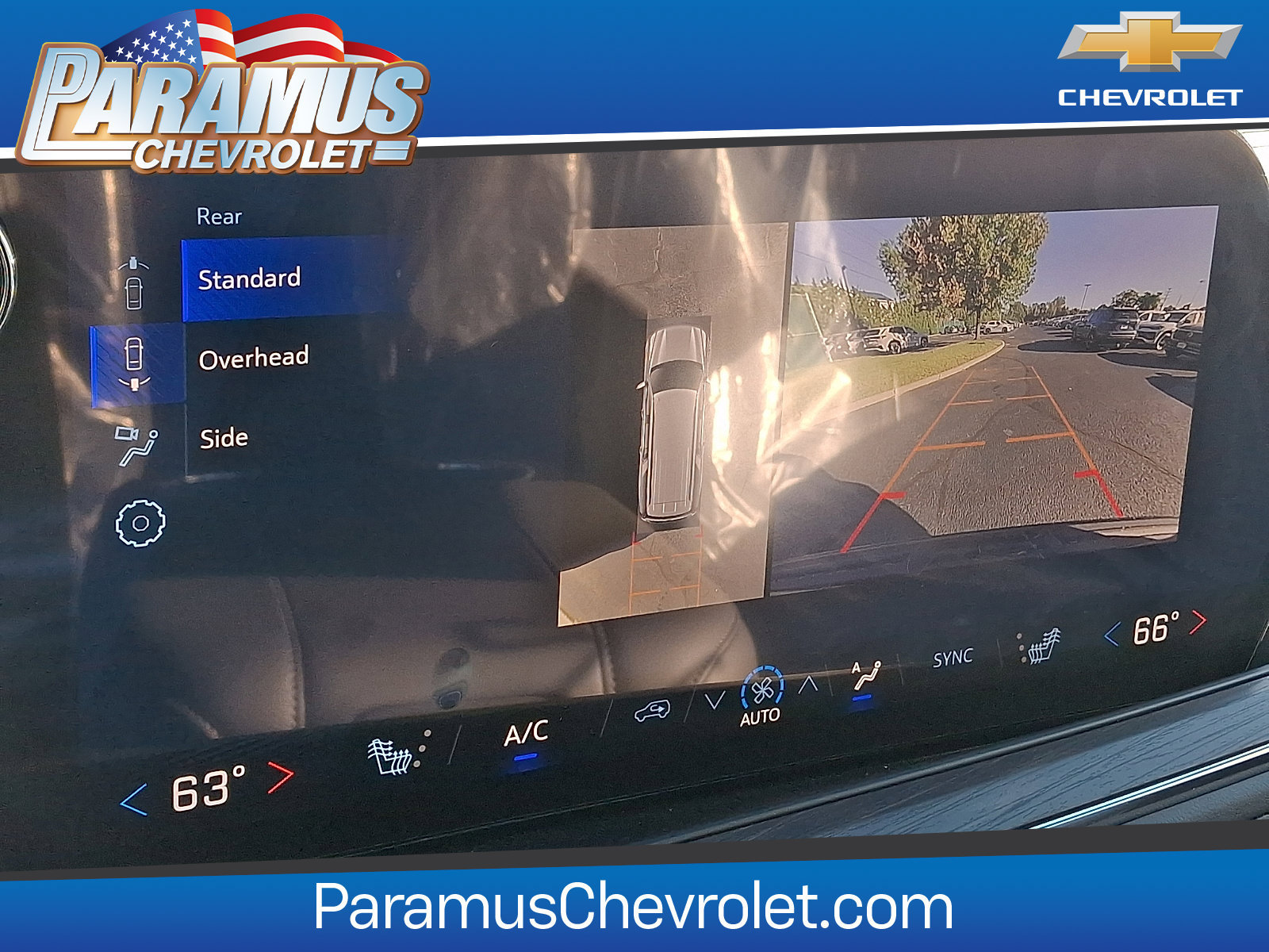 2026 Chevrolet Suburban Z71 - Photo 11
