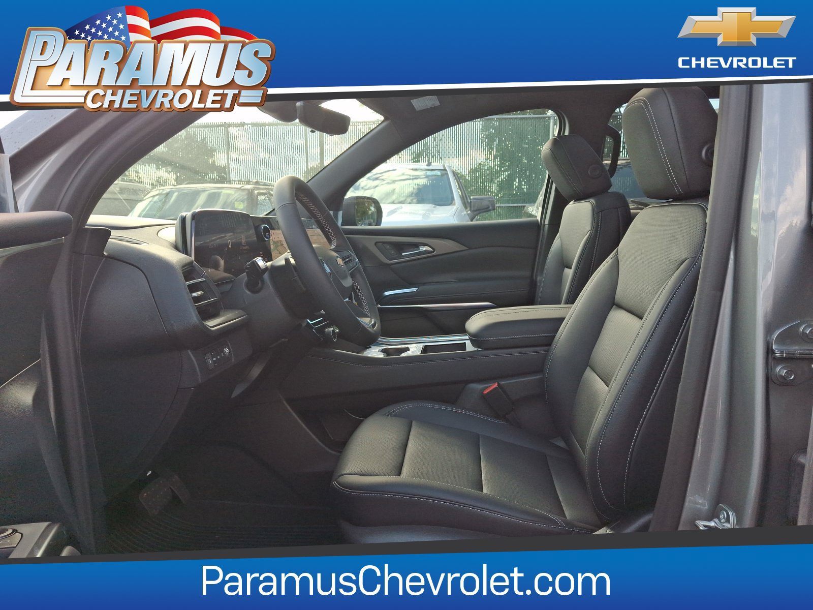 2027 Chevrolet Traverse LT - Photo 9