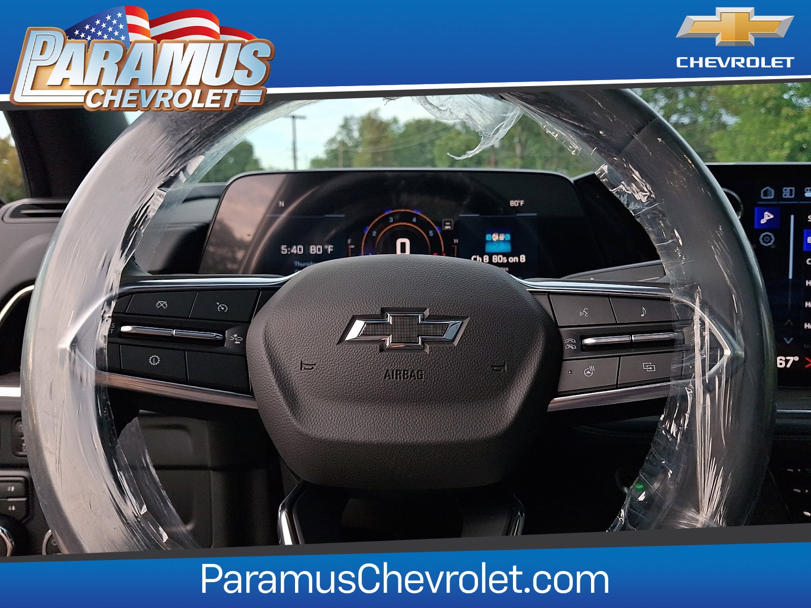 2026 Chevrolet Suburban Z71 - Photo 15