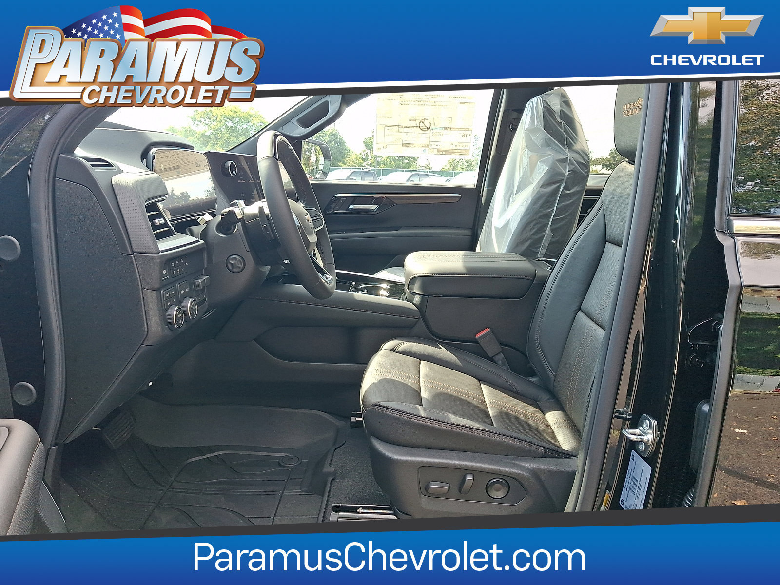 2026 Chevrolet Suburban High Country - Photo 9