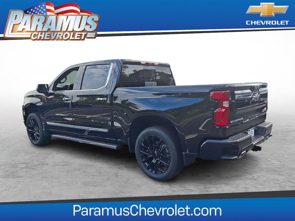 New 2026 Chevrolet Silverado 1500 High Country Truck