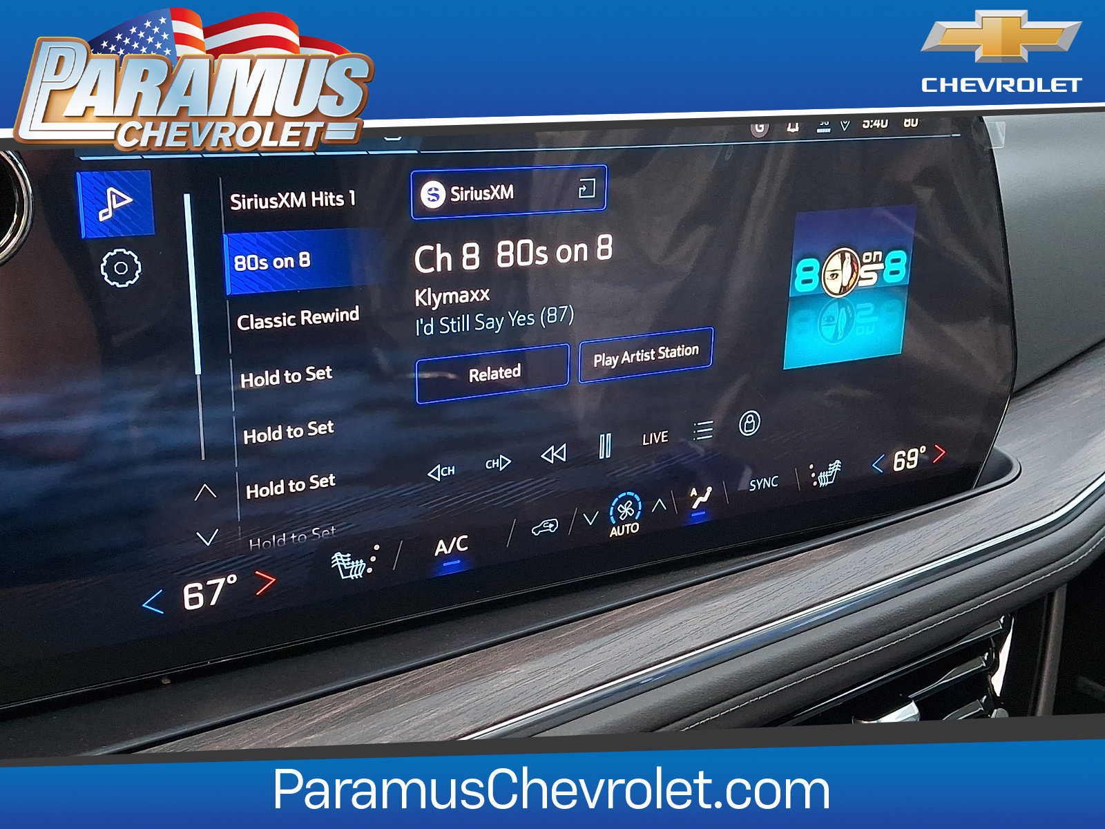 2026 Chevrolet Suburban Z71 - Photo 13