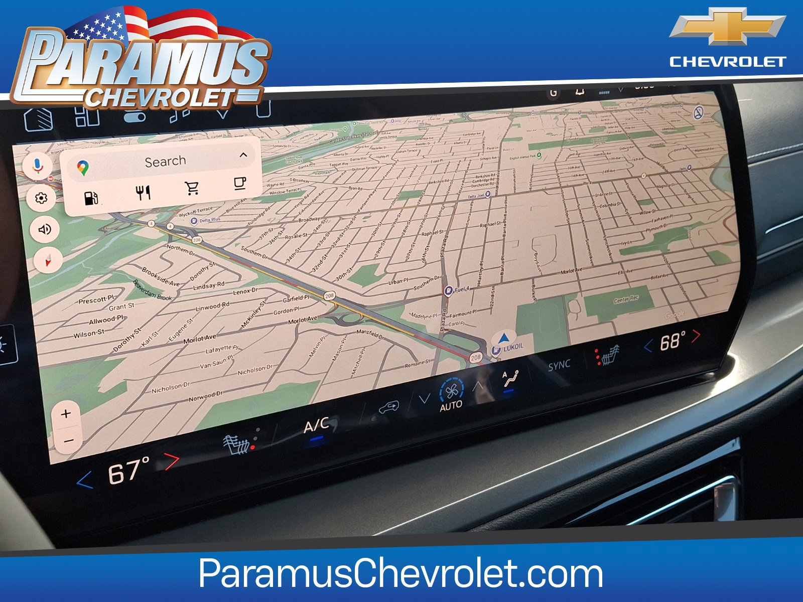2027 Chevrolet Traverse LT - Photo 12