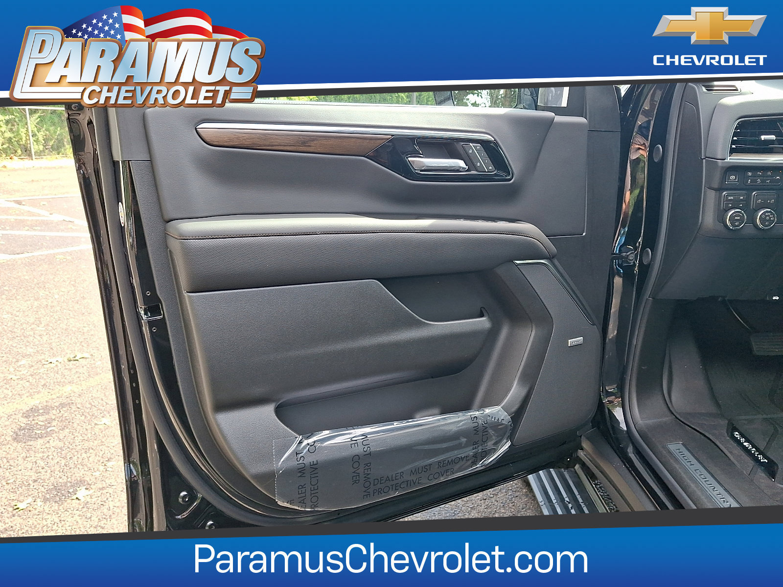 2026 Chevrolet Suburban High Country - Photo 8