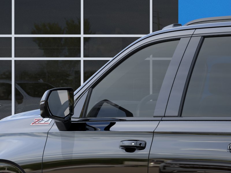2026 Chevrolet Suburban Z71 - Photo 27