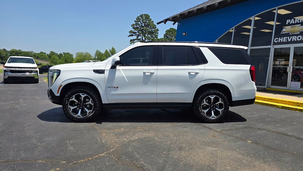 Used 2025 GMC Yukon AT4 SUV
