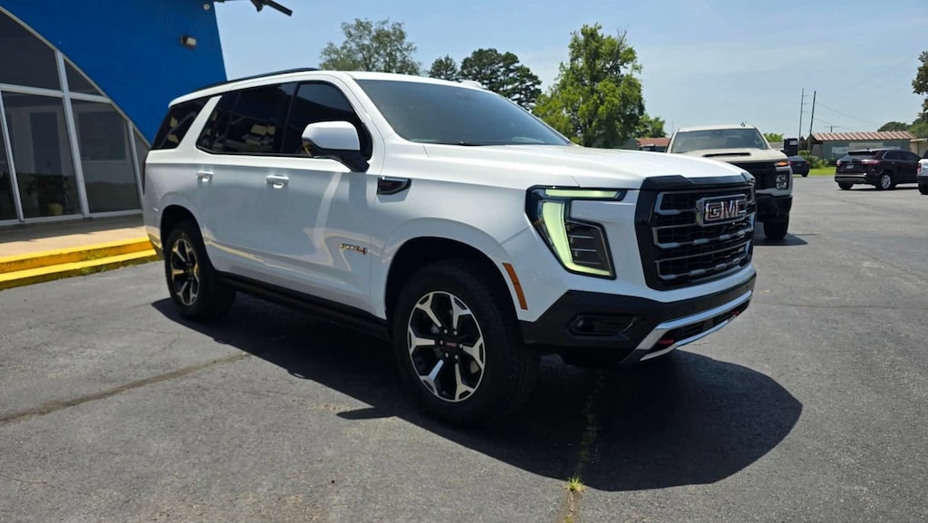 Used 2025 GMC Yukon AT4 SUV