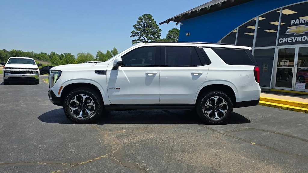 Used 2025 GMC Yukon AT4 SUV